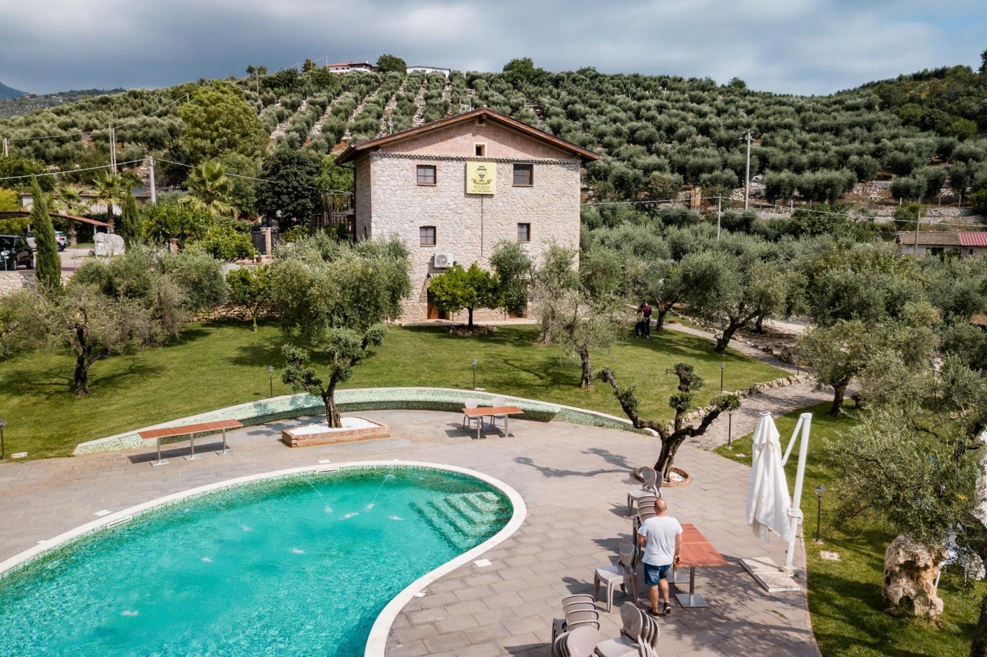 Agriturismo Casale Re Sonnino Exterior foto